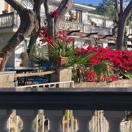 Giovanna Otel Sorrento